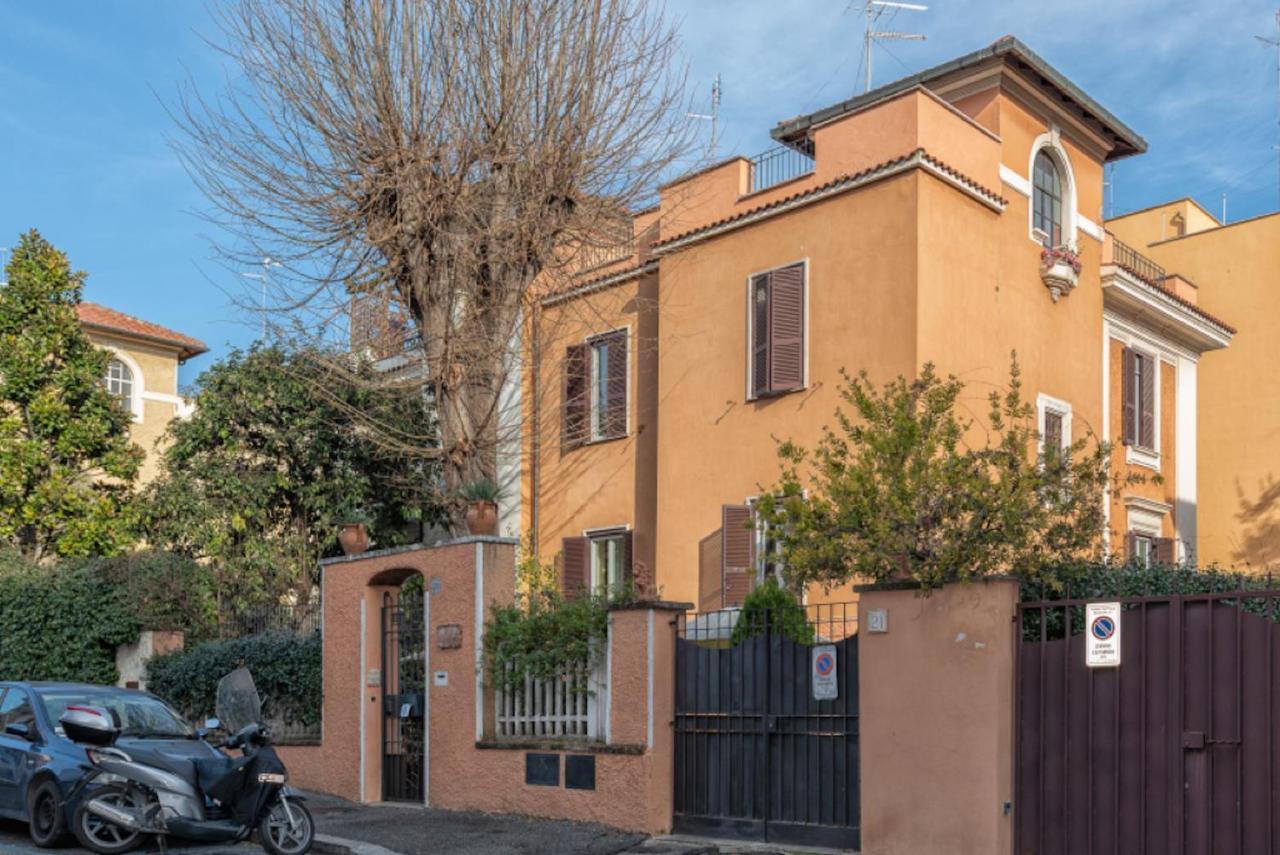 A Vinicius Et Mita Bed & Breakfast Rome Exterior photo